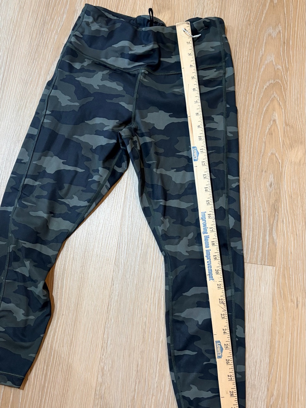 Athleta Women's Camo Leggings in Olive and Black